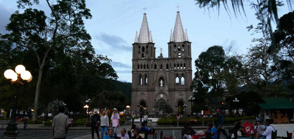 Jardín Kolumbien Kirche